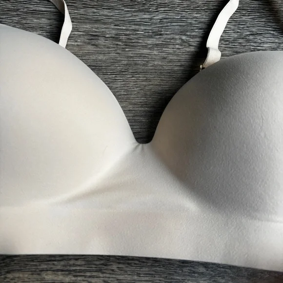 Soma Enbliss Wireless Comfort T Shirt Bra Pale Sand Beige Sz 34C - Picture 2 of 11